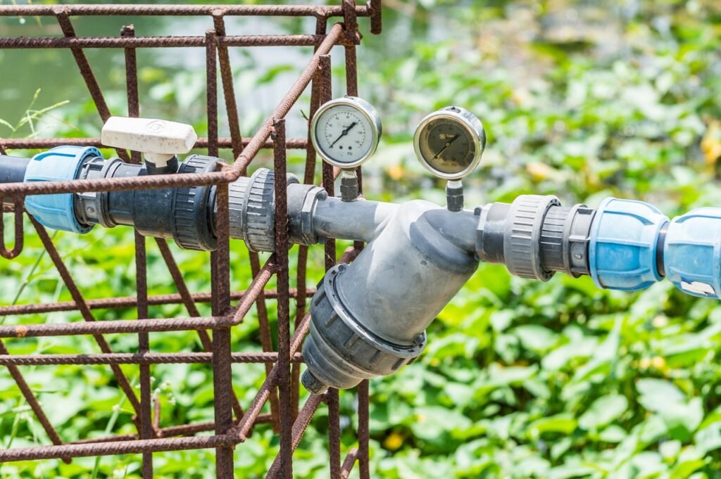 water, pump, irrigation-1587716.jpg